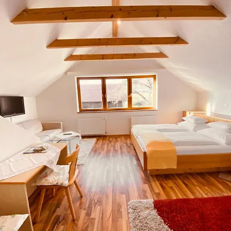 Inn Zum Moosmann - Familie Pachernigg 3*