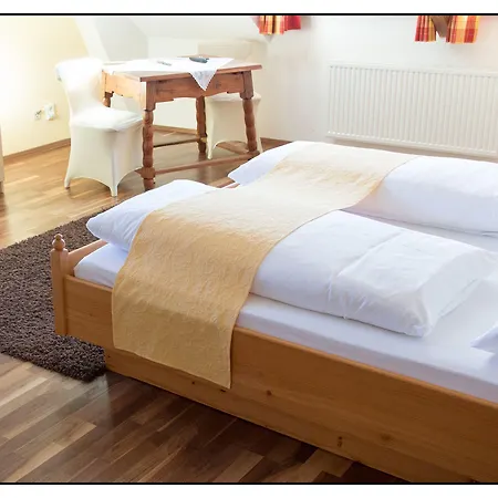 Zum Moosmann - Familie Pachernigg Mini-hôtel