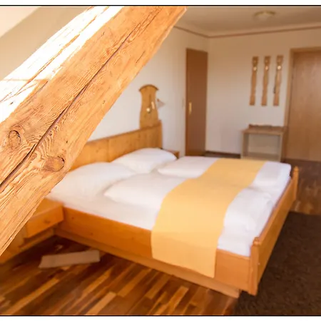 Zajazd Zum Moosmann - Familie Pachernigg Arnfels