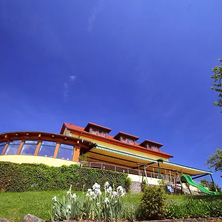 Mini-hôtel Zum Moosmann - Familie Pachernigg Arnfels