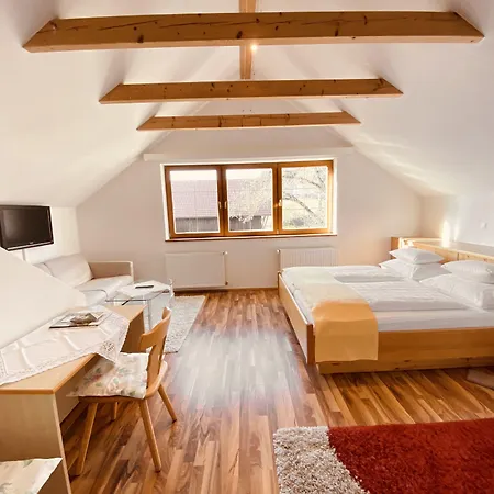 Zum Moosmann - Familie Pachernigg Mini-hôtel