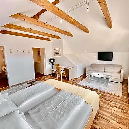 Zum Moosmann - Familie Pachernigg Mini-hôtel