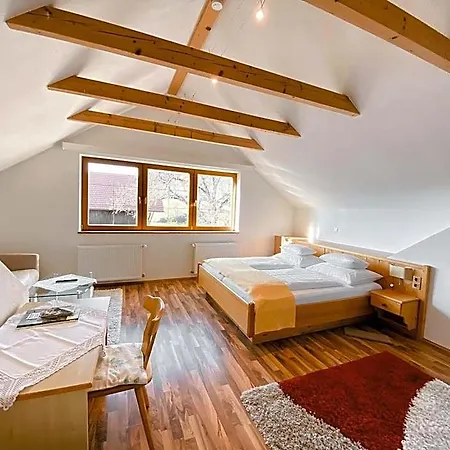 Zum Moosmann - Familie Pachernigg Mini-hôtel