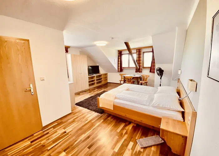 宾馆 Zum Moosmann - Familie Pachernigg 3*