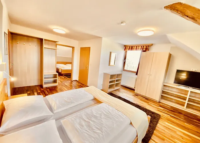 Zum Moosmann - Familie Pachernigg Arnfels